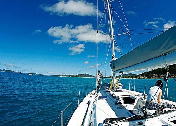 Best binoculars for best sale boating